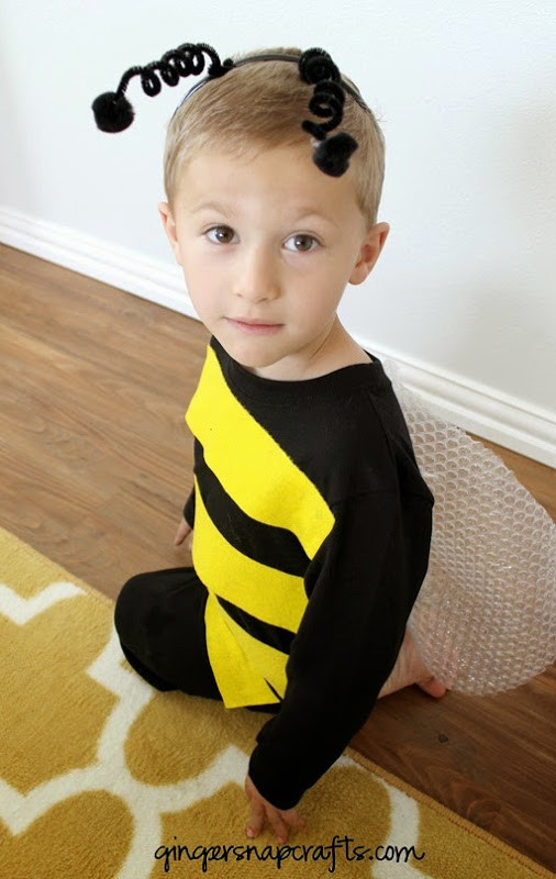 DIY Bee Costume
 Ginger Snap Crafts No Sew Bee Costume tutorial
