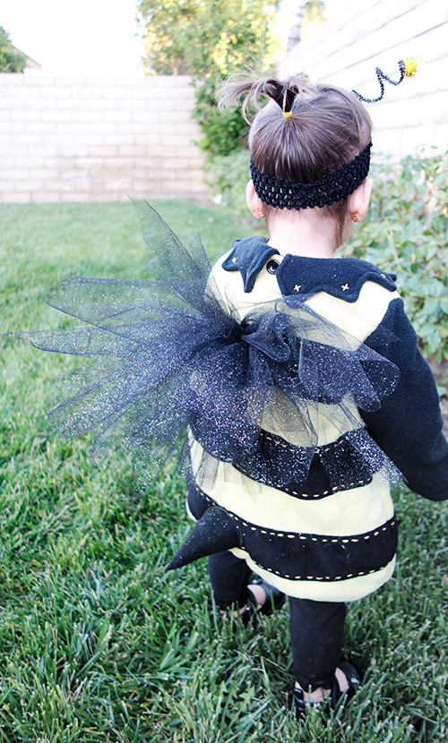 DIY Bee Costume
 DIY Bumble Bee Costume