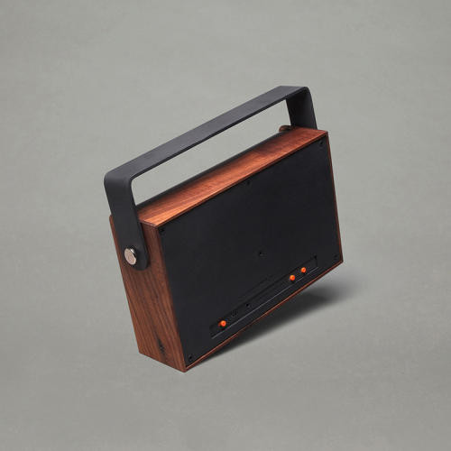 DIY Bluetooth Speaker Kit
 Make Your Own Bluetooth Speaker With This DIY Kit