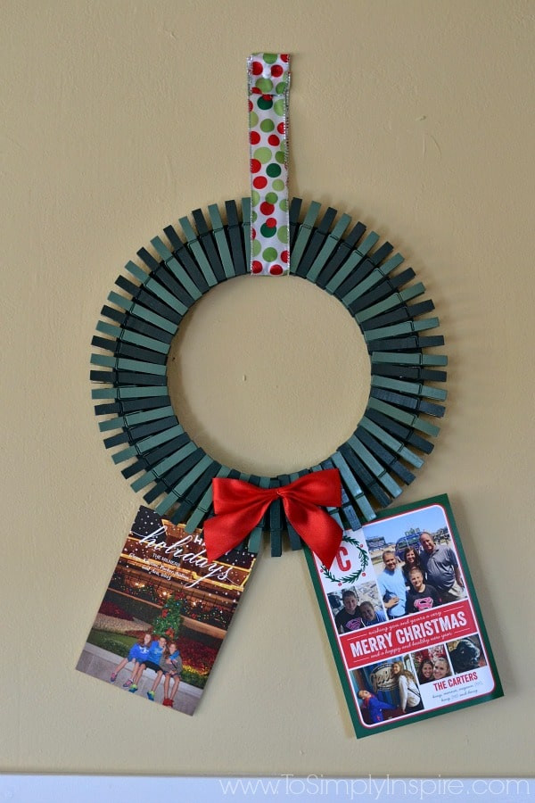DIY Christmas Card Holders
 DIY Christmas Card Holder Wreath