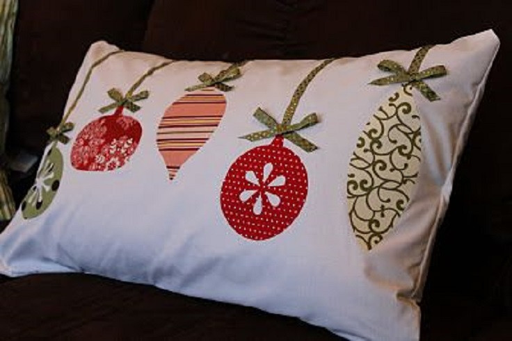 DIY Christmas Pillow
 Top 10 Adorable DIY Christmas Pillows Top Inspired