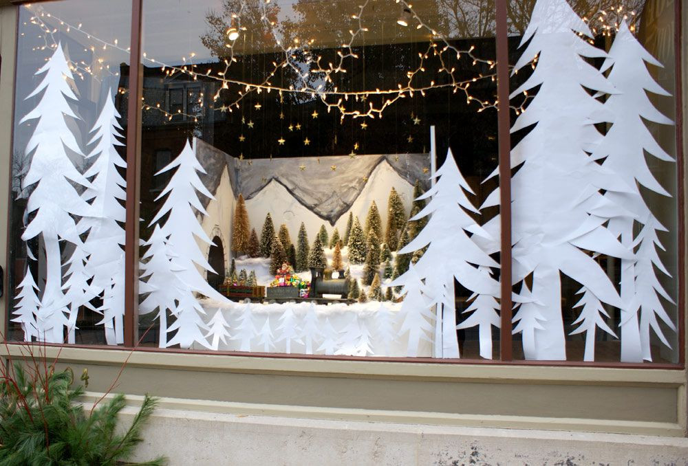 DIY Christmas Window Displays
 store window christmas displays