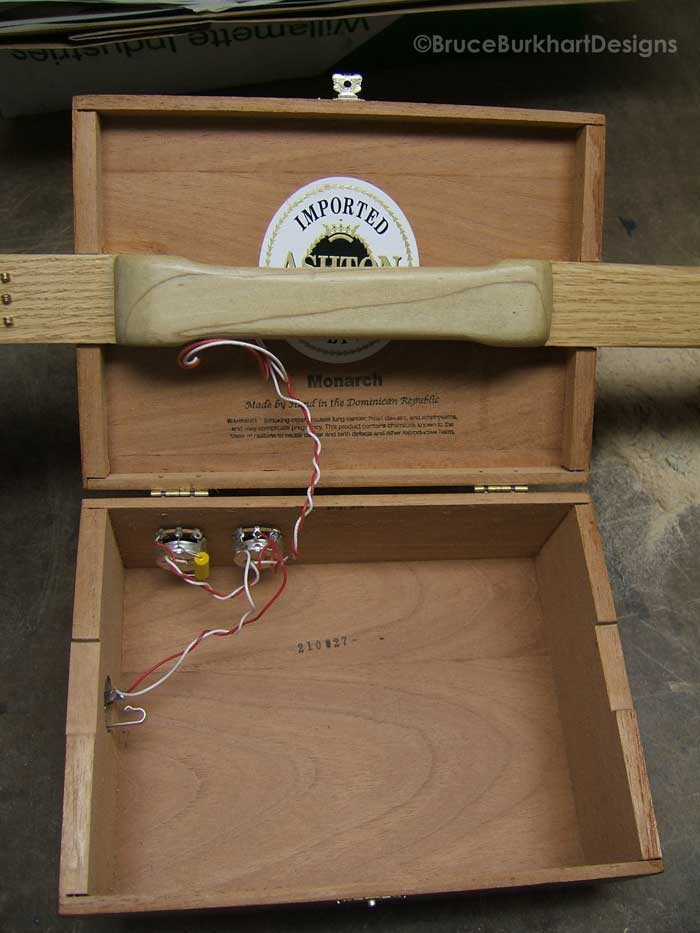 DIY Cigar Box
 DIY Cigar Box Guitar