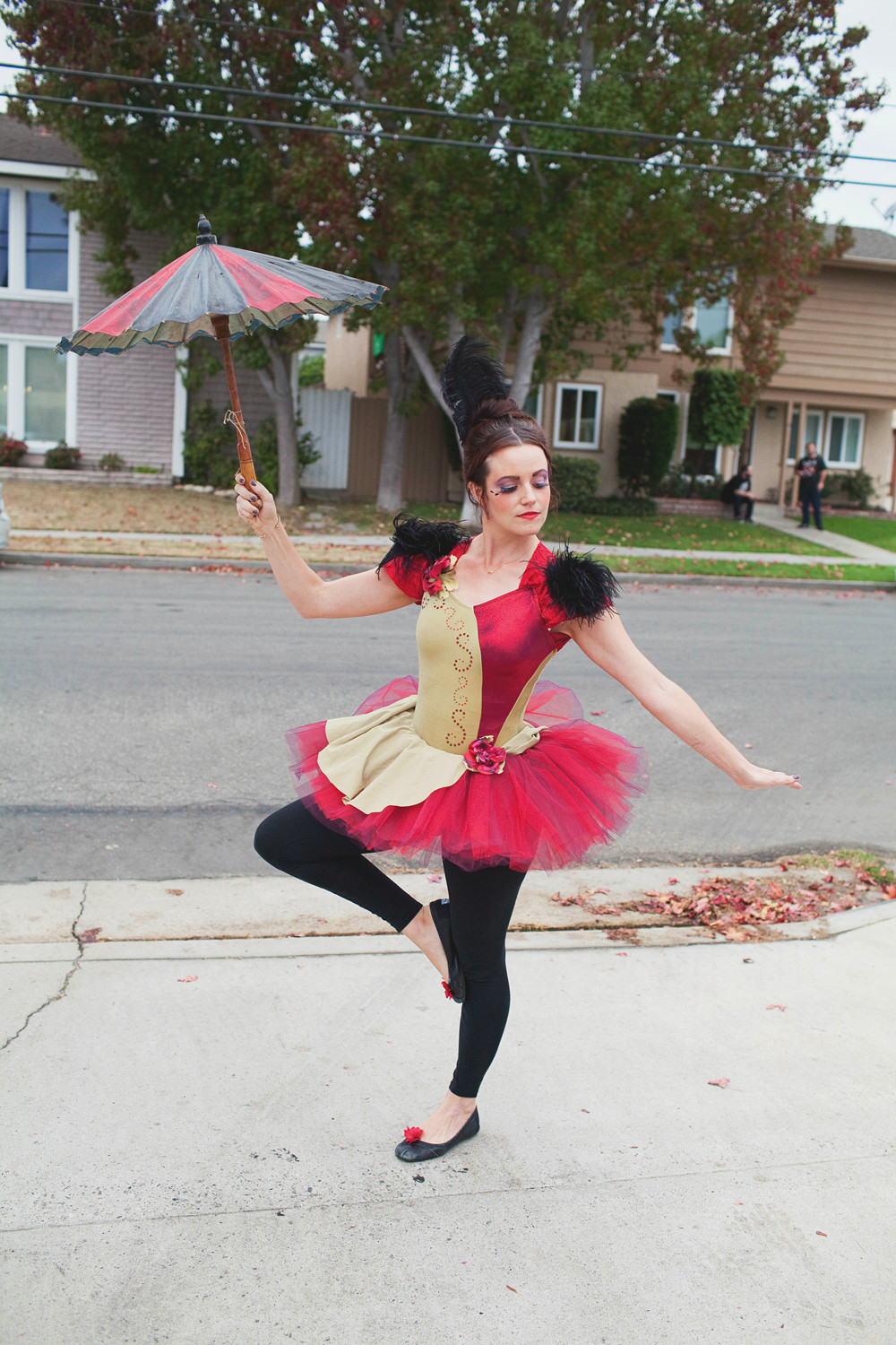 DIY Circus Costumes
 LOVE CIRCUS HALLOWEEN COSTUMES Tell Love and Party