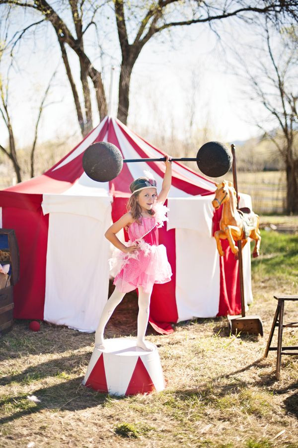 DIY Circus Costumes
 17 best ideas about Circus Halloween Costumes on