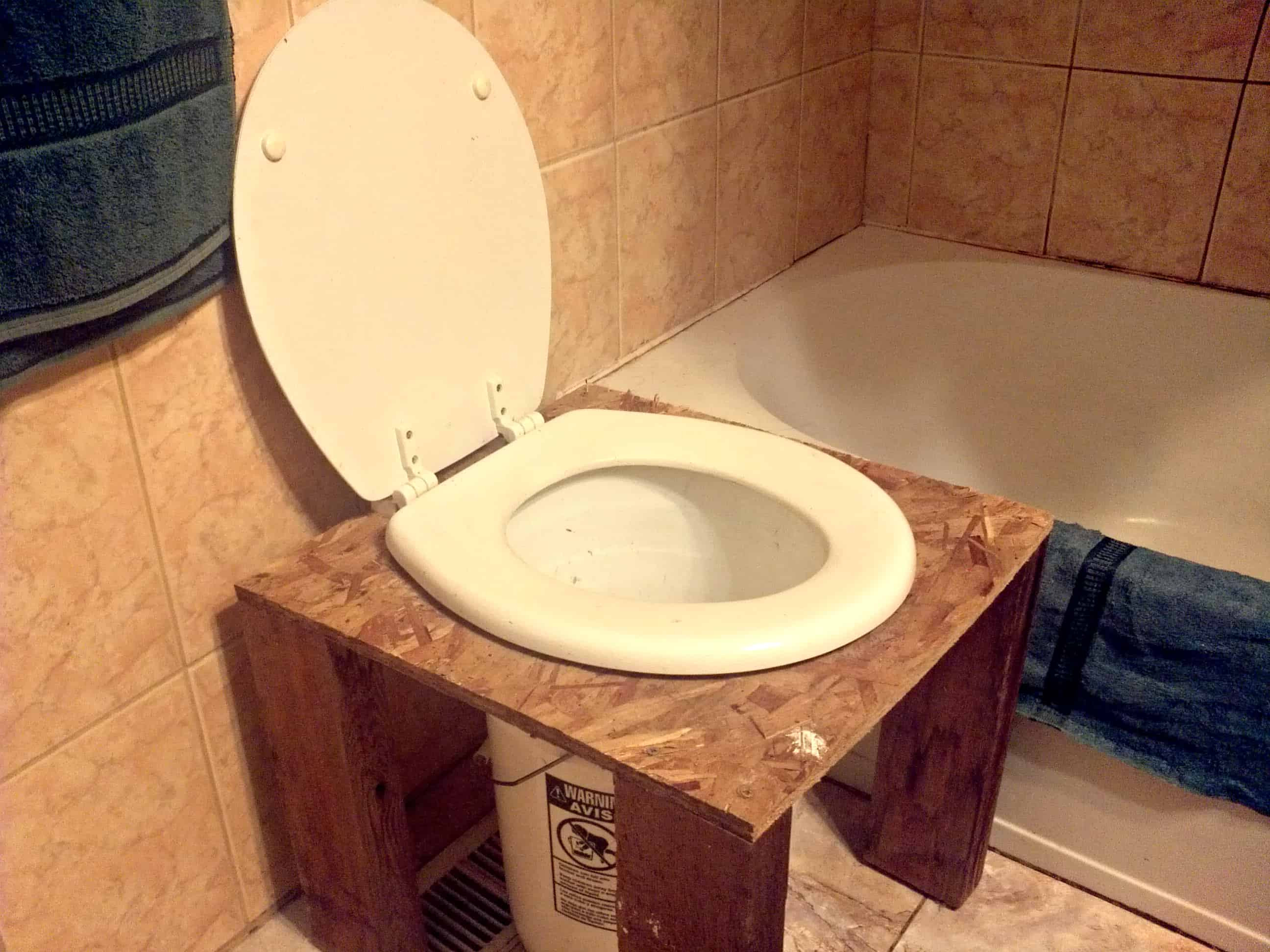 DIY Composting Toilet Plans
 How To Make Your Own DIY posting Toilet Farming My