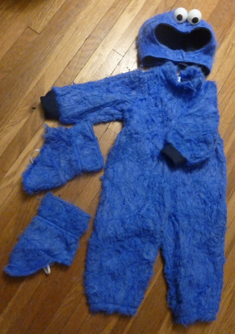 DIY Cookie Monster Costume
 Homemade Cookie Monster Costume Part Deux