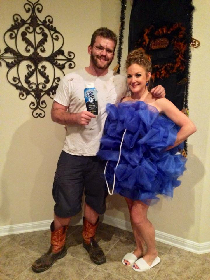 DIY Couples Costumes Ideas
 My friends are crafty Homemade Halloween costumes for