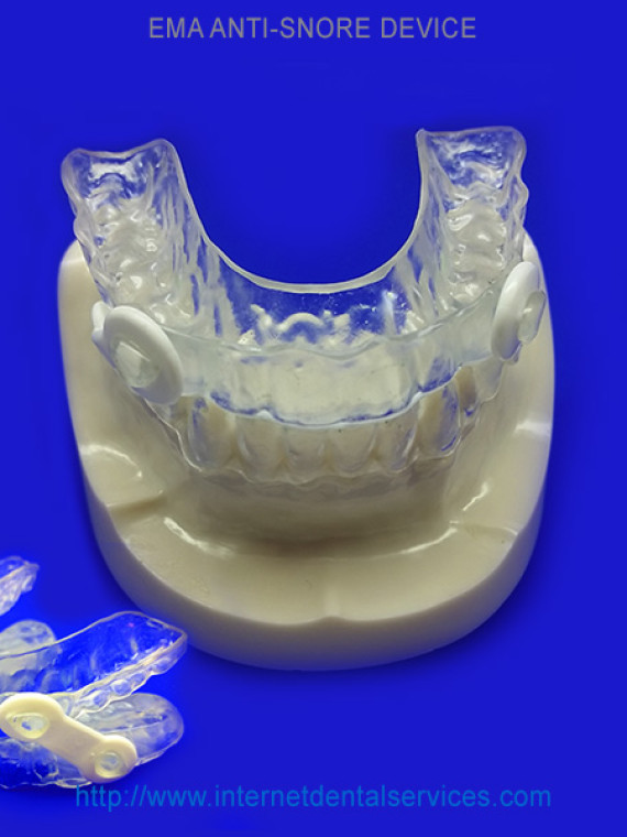 dentures retainer