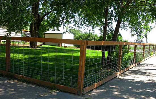 DIY Dog Fence Ideas
 A Simple Maintenance Free Inexpensive Fencing Solution