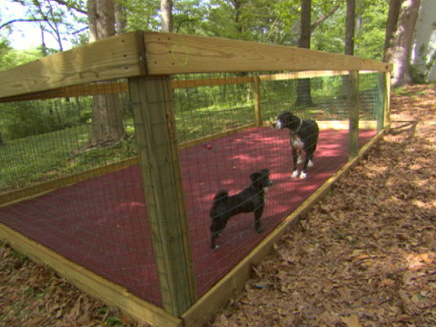 DIY Dog Runner
 How to Construct a Shaded Dog Run how tos