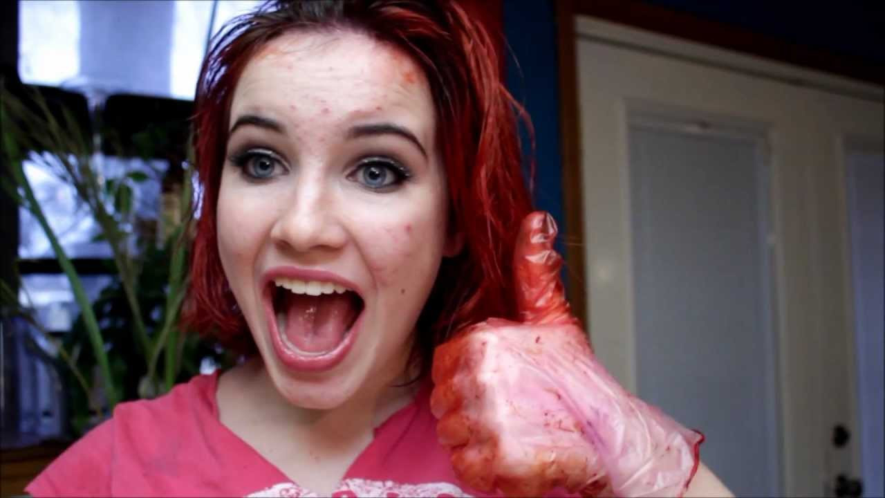 DIY Dyeing Hair
 DIY How to temporarily dye your hair with food coloring