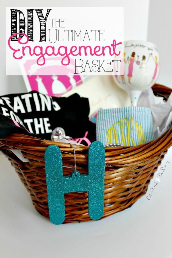 DIY Engagement Gifts
 The Ultimate Engagement Gift a DIY bride to be t