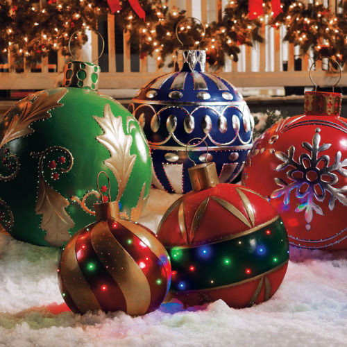 DIY Giant Christmas Ornaments
 Giant Christmas Ornaments s and for