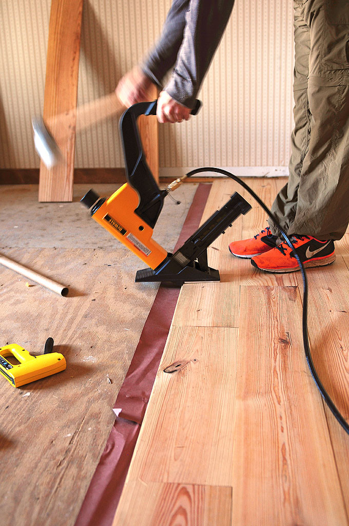 DIY Hardwood Flooring
 Tips for DIY Hardwood Floors Installation