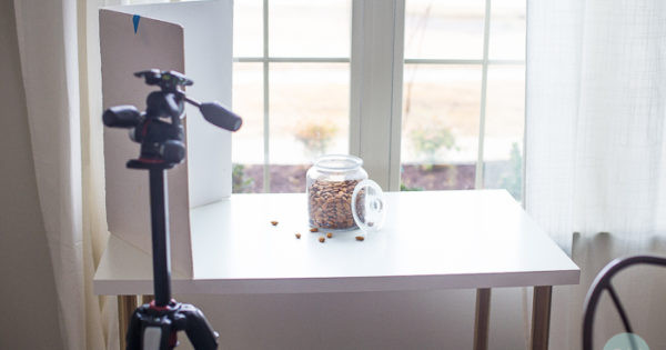 DIY Home Photography Studio
 $89 DIY Home Food graphy Studio for Food Bloggers