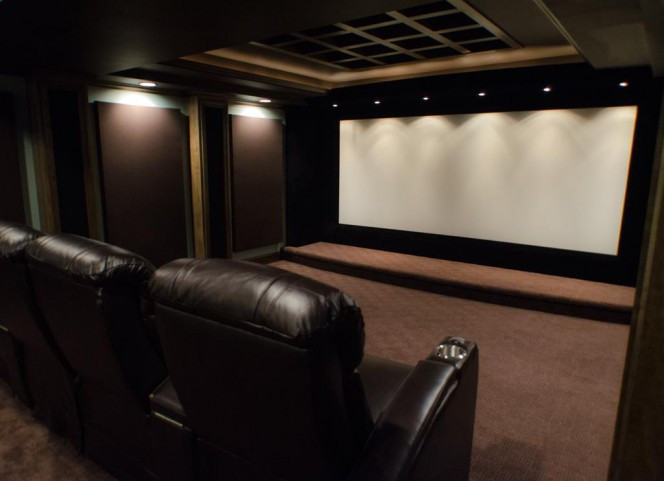 DIY Home Theater
 It Took Almost 2 Years To Build This Dream Home Theater In