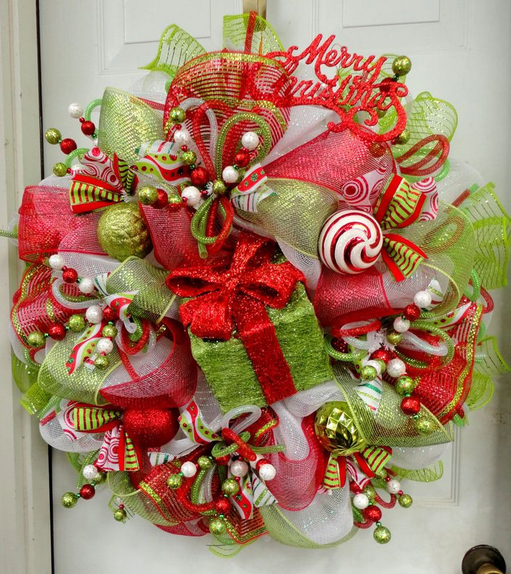 DIY Mesh Christmas Wreath
 Best 25 Christmas wreaths ideas on Pinterest