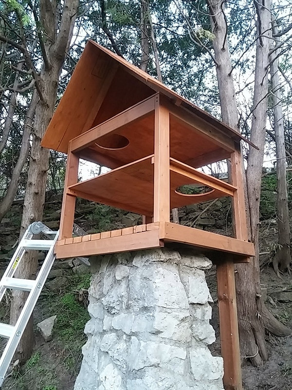 DIY Outdoor Cat Houses
 Another awesome outdoor cat enclosure Cuckoo4Design