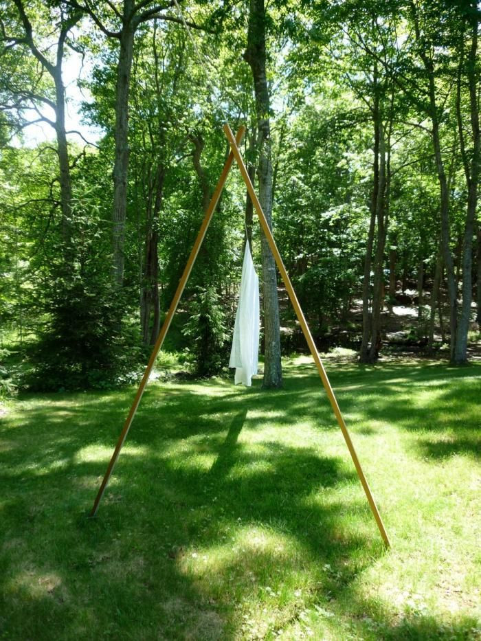 DIY Outdoor Clothesline
 43 best DIY laundry drying structures images on Pinterest