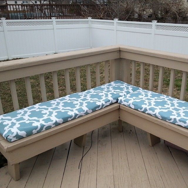 DIY Outdoor Cushions Using Shower Curtain
 Easy no sew and bud friendly bench cushions for patio