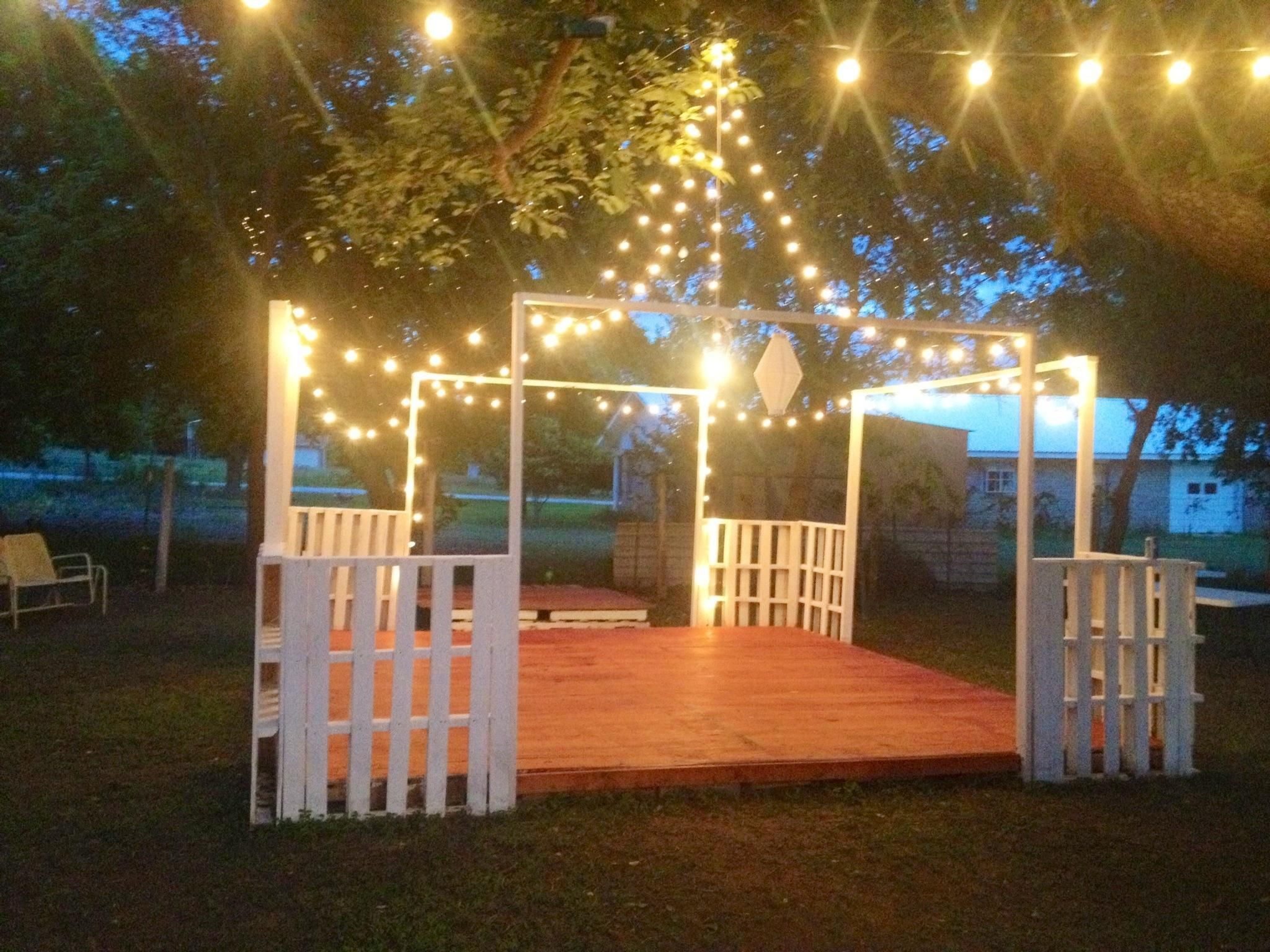 DIY Outdoor Dance Floor
 Dance floor for my wedding made of pallets Awesome