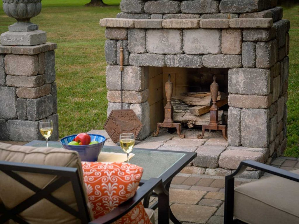 DIY Outdoor Fireplace Kit
 DIY outdoor Fremont fireplace kit makes hardscaping simple