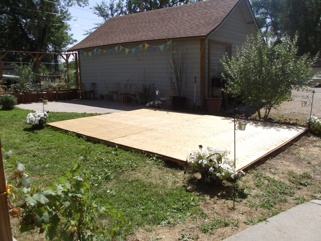 DIY Outdoor Flooring
 Creating a Dance Floor from Recycled Pallets
