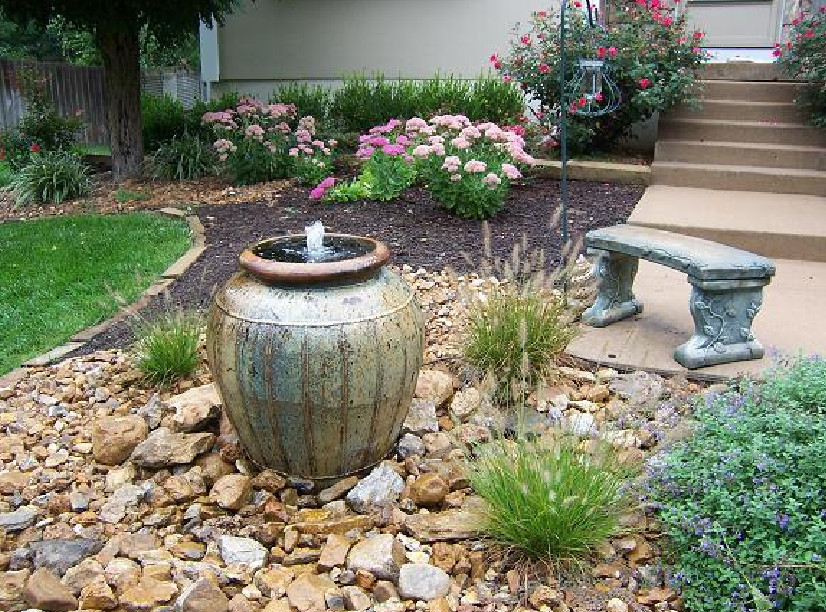 DIY Outdoor Fountain
 Garden Fountain Diy