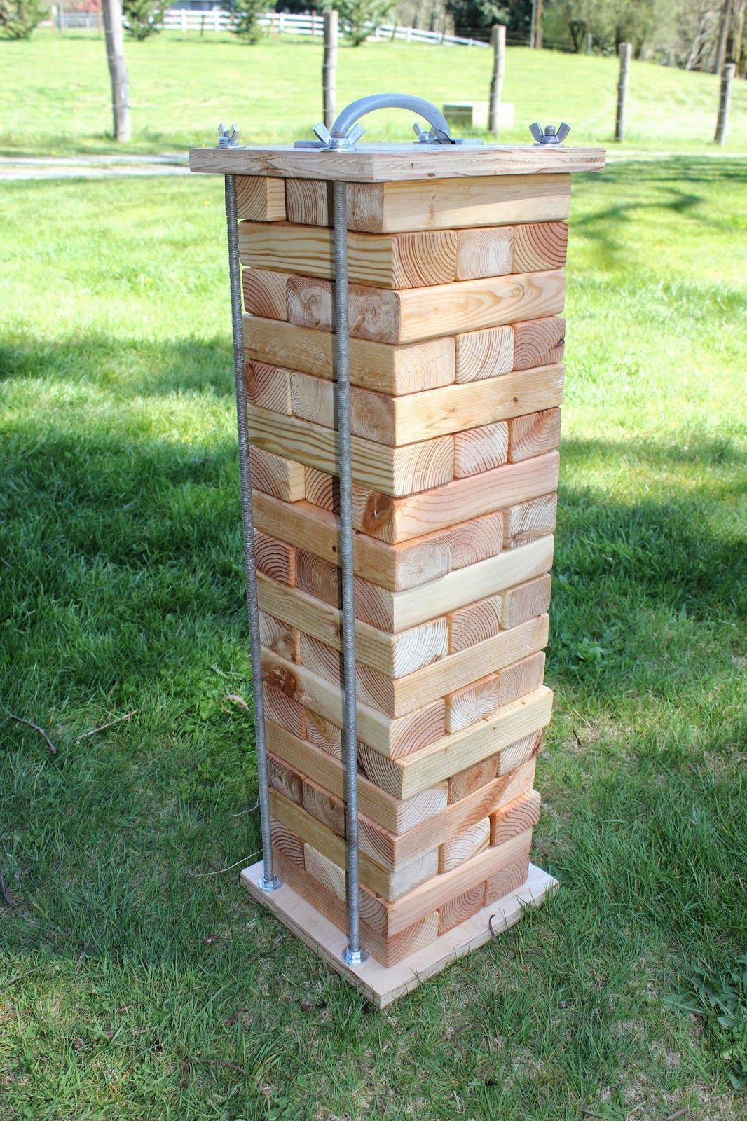 DIY Outdoor Jenga
 30 DIY Yard Games to try this Summer
