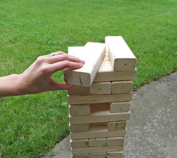DIY Outdoor Jenga
 DIY Giant Jenga Game Recipe Projects to Try