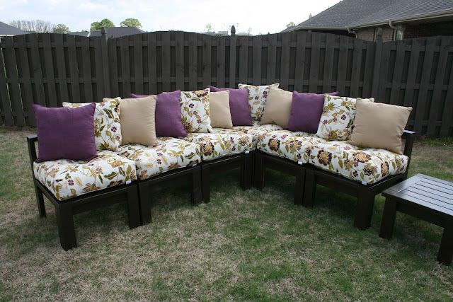 DIY Outdoor Sectionals
 Build Your Own Outdoor Sectional
