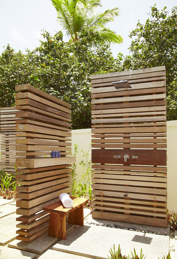 DIY Outdoor Shower Ideas
 10 DIY Creative Outdoor Shower Ideas