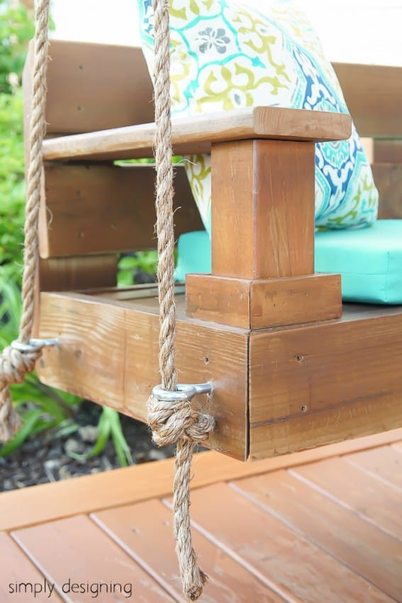 DIY Outdoor Swing
 Build a Porch Swing