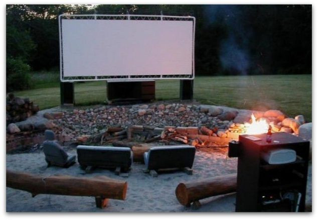 DIY Outdoor Theater
 12 Open Air Cinema Ideas For Romantic Summer Evening