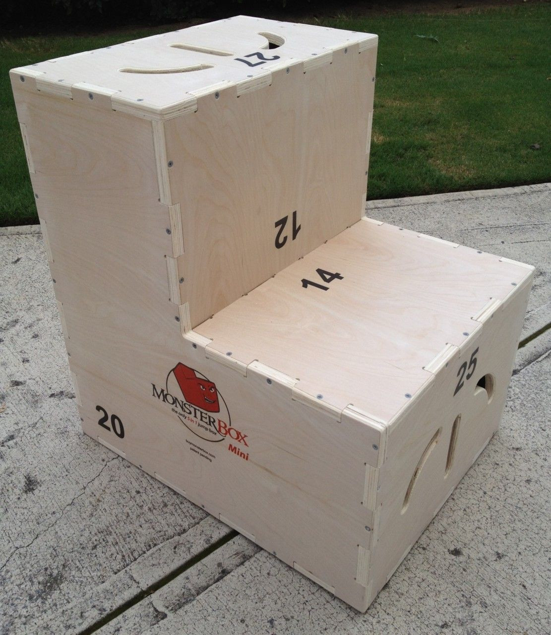 DIY Plyo Box
 WODshop MonsterBox