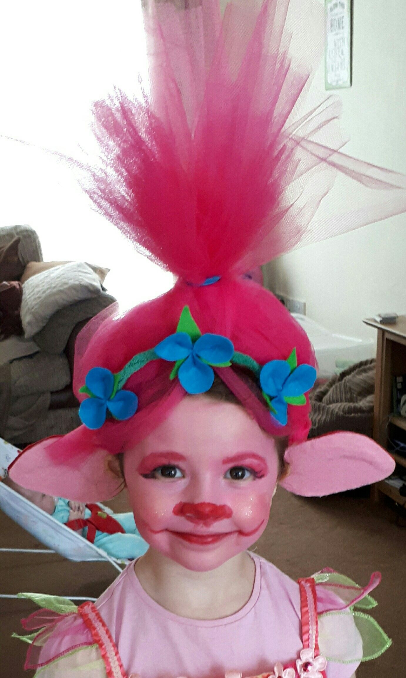 DIY Poppy Costume
 DIY Princess Poppy headband and face paint The ears make