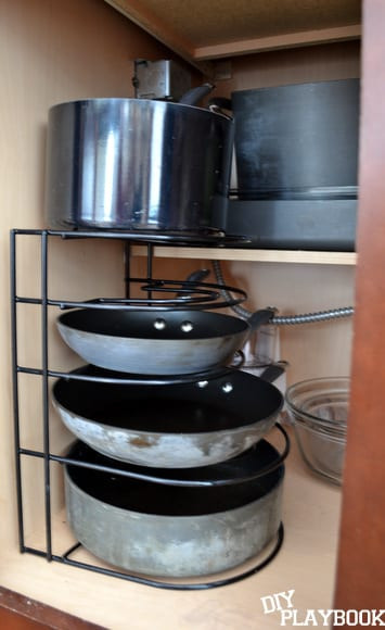 DIY Pot And Pan Organizer
 Products to Organize Pots and Pans