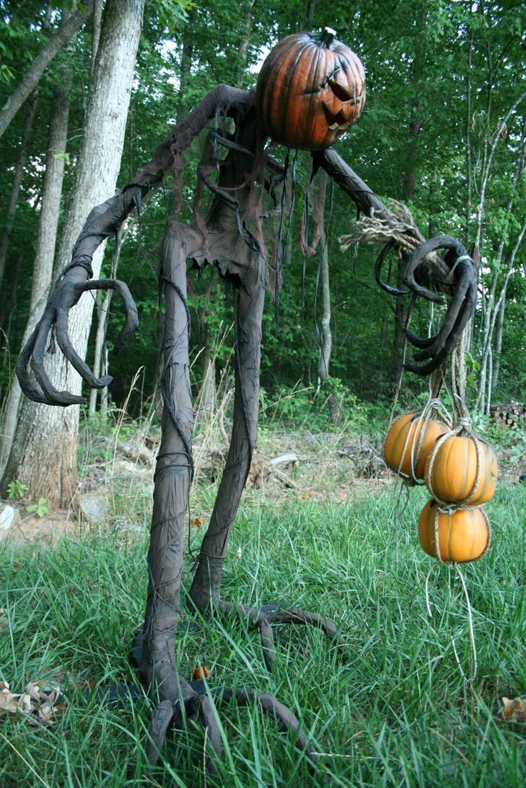 DIY Scary Outdoor Halloween Decorations
 35 Best Ideas For Halloween Decorations Yard With 3 Easy Tips