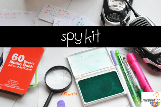 DIY Spy Kit
 25 DIY Pretend Play Kits