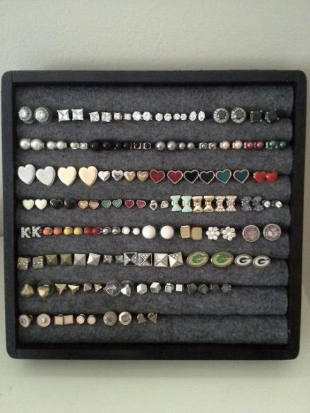 DIY Stud Earring Organizer
 7 Clever DIY Earring Holder Ideas to Organize Your
