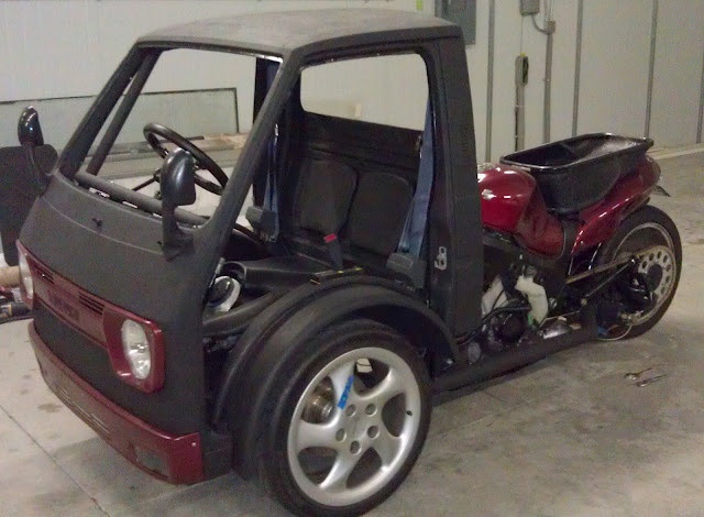 DIY Trike Kit
 Hayabusa Reverse Trike build slide show Ben Graves
