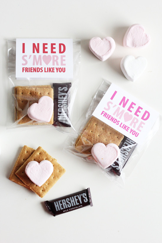 DIY Valentine Gift For Friends
 12 Super Cute Free Printable Valentines