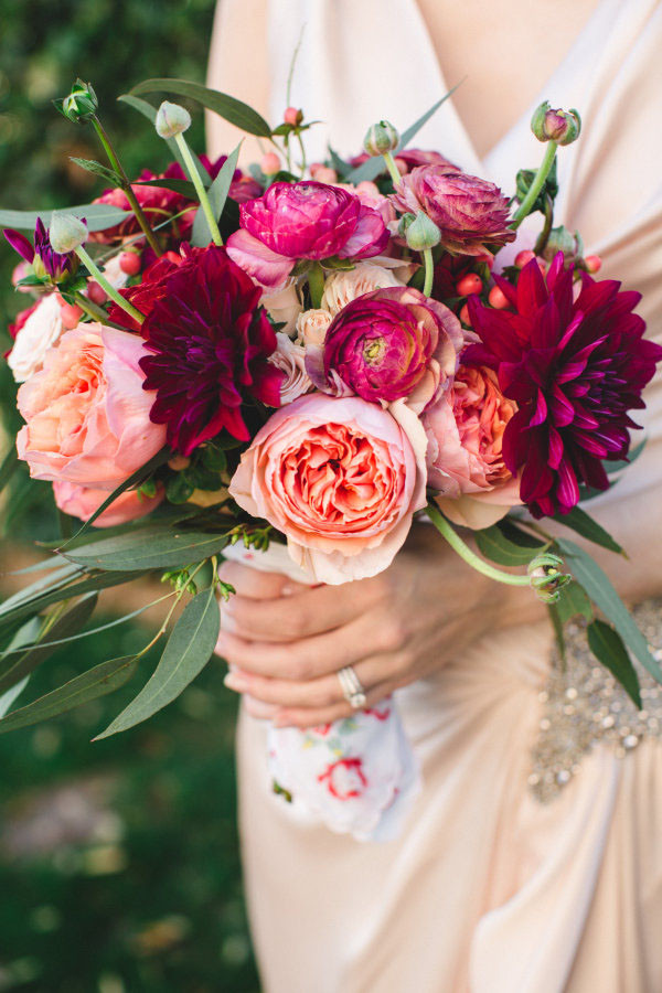 DIY Wedding Flowers
 These 4 Tricks Will Help You DIY Your Wedding Bouquet