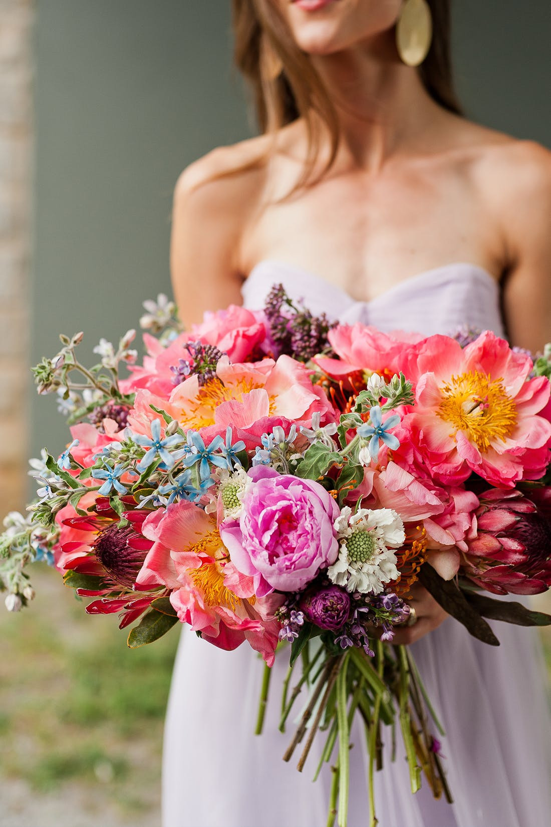 DIY Wedding Flowers
 Check Out This Stunning Wedding Bouquet You Can DIY