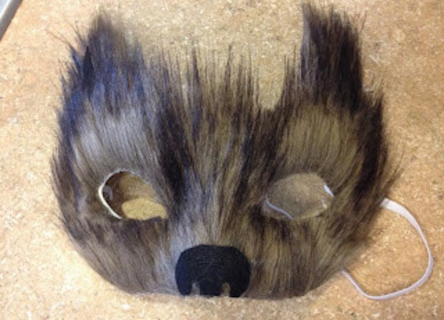 DIY Wolf Mask
 65 Animal Inspired Halloween Costumes