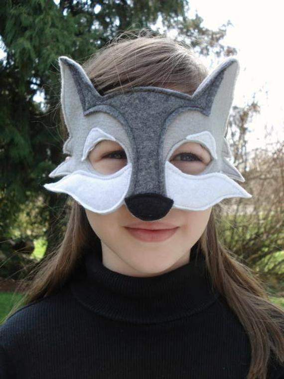 DIY Wolf Mask
 Wolf Mask