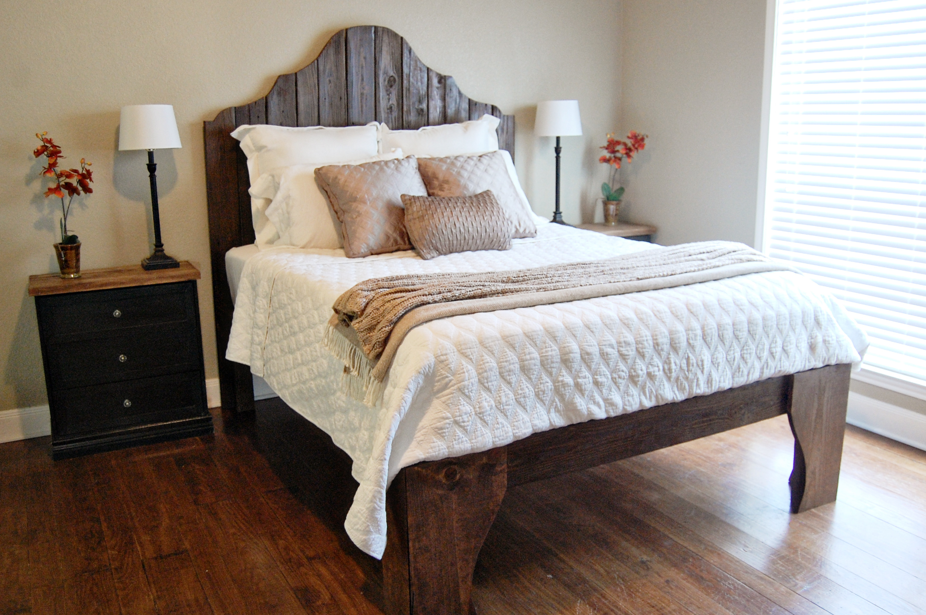 DIY Wood Beds
 21 DIY Bed Frames To Give Yourself The Restful Spot of