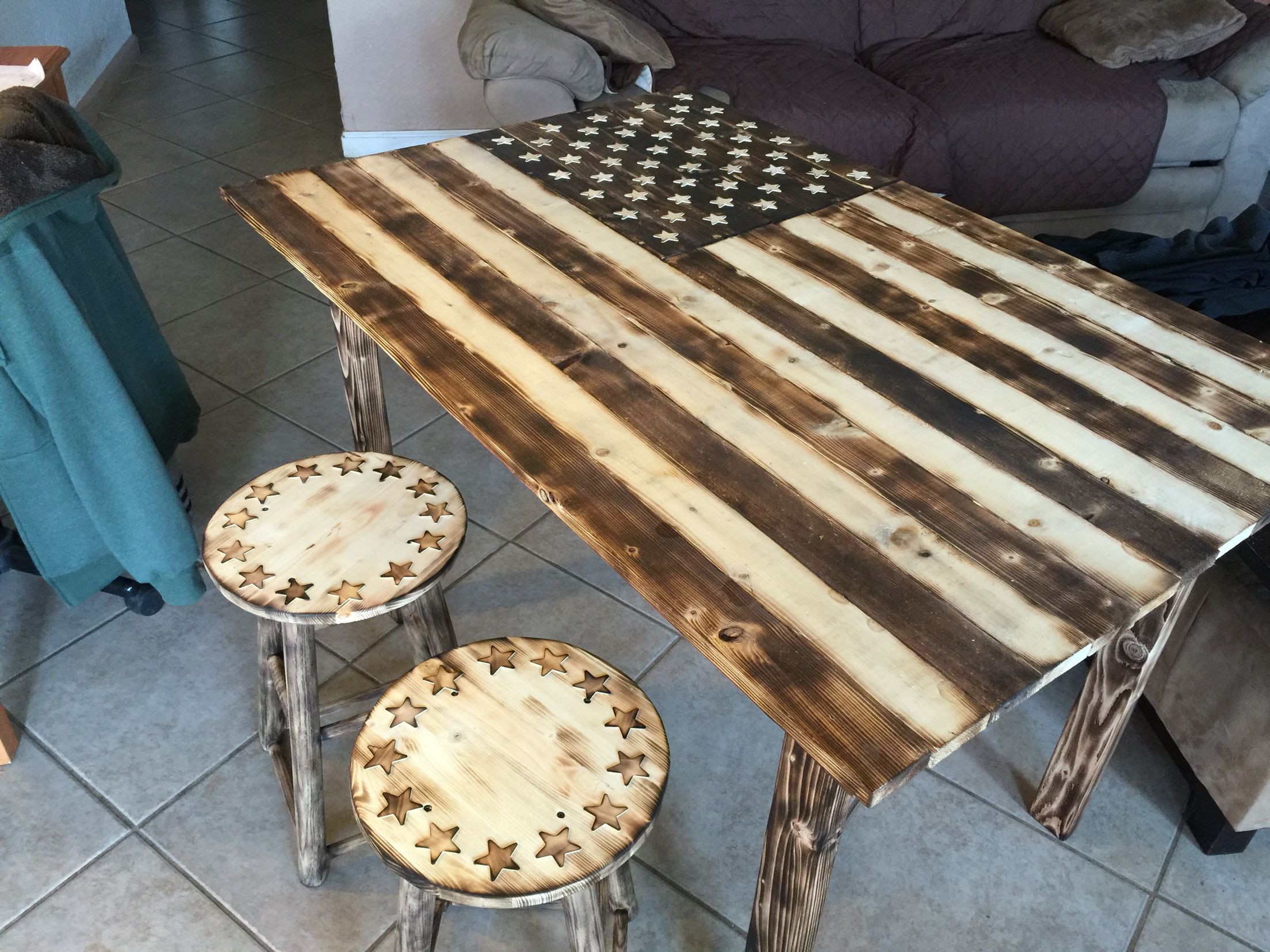 DIY Wood Burned American Flag
 Burnt Wood Flag table Pyrography Ideas
