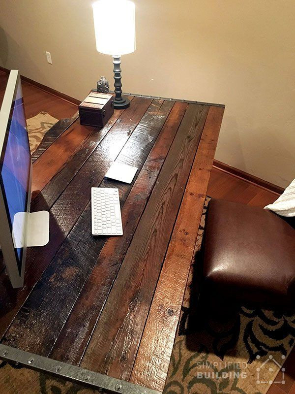 DIY Wood Desks
 25 Best Ideas about Rustic Desk on Pinterest
